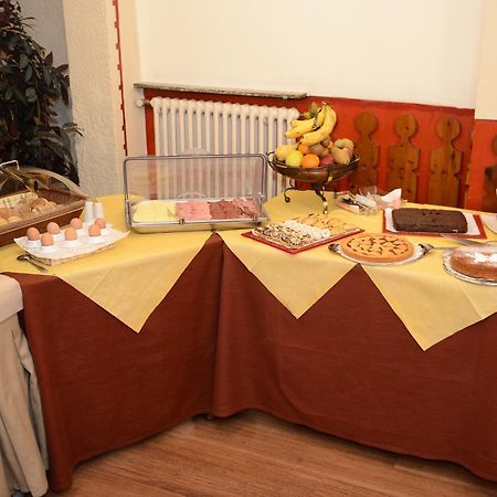 Albergo Altavilla Tirano Exterior photo