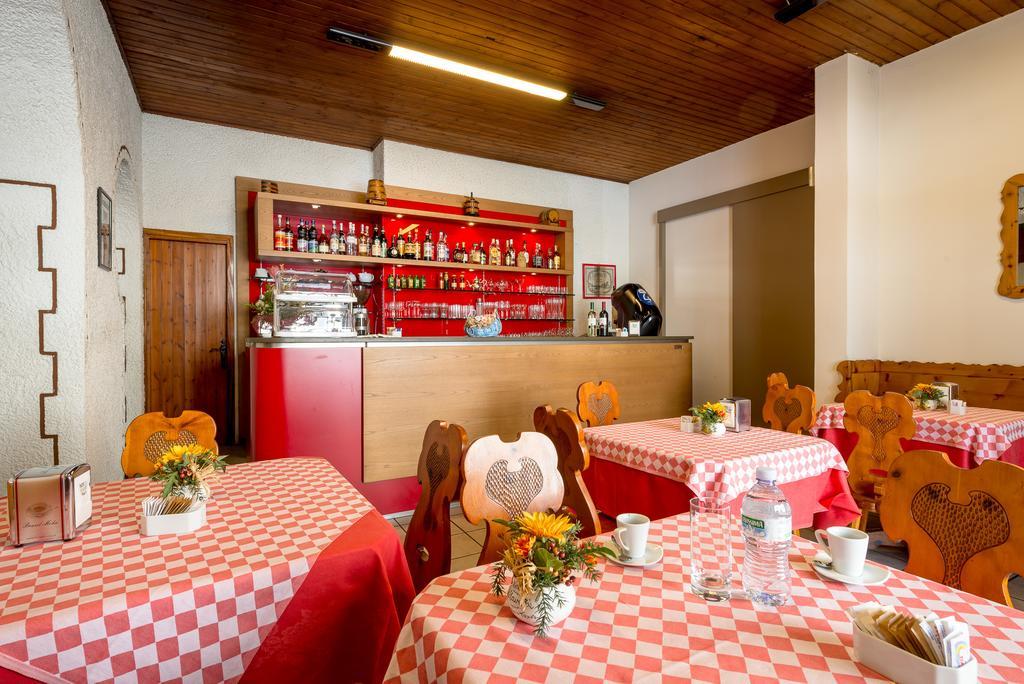 Albergo Altavilla Tirano Exterior photo