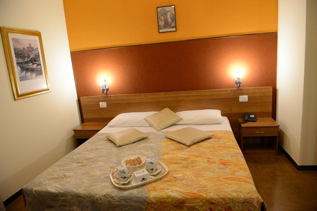 Albergo Altavilla Tirano Exterior photo